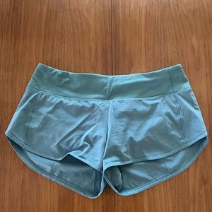 lululemon speed up low rise short 2.5” inseam